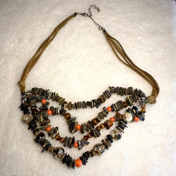 Boho Mineral Shell Tiered Necklace - Picture 3 of 8